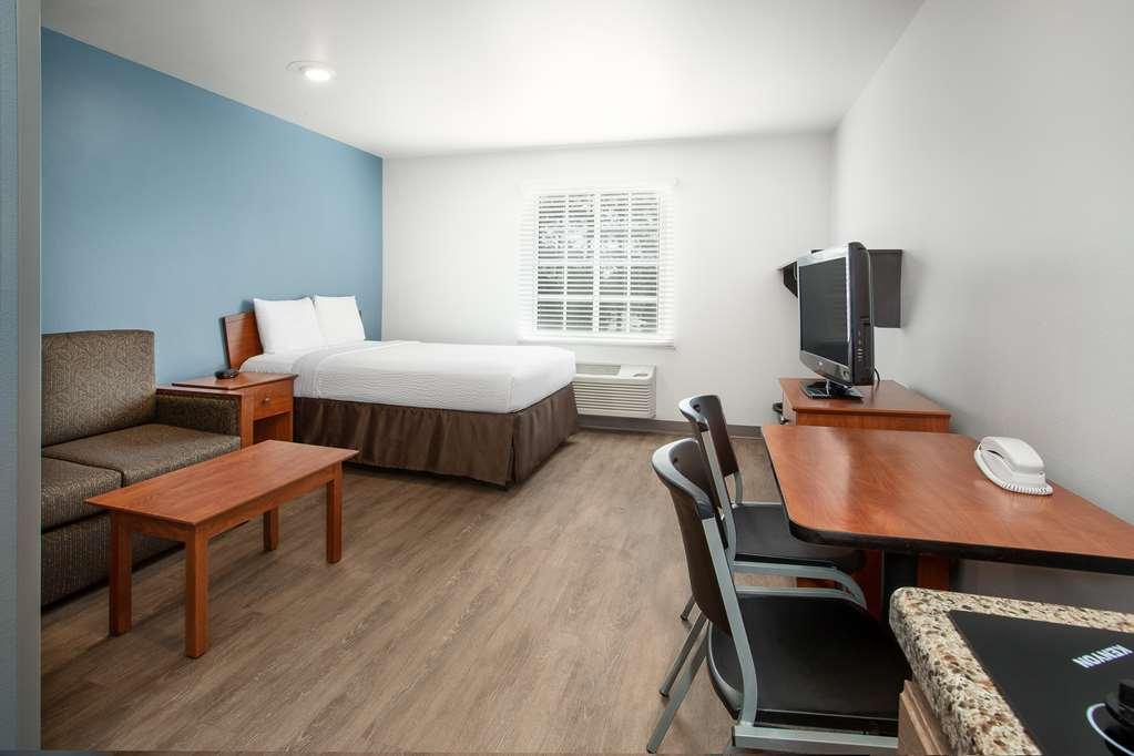 Extended America Select - Pensacola - Northeast Hotel 2*