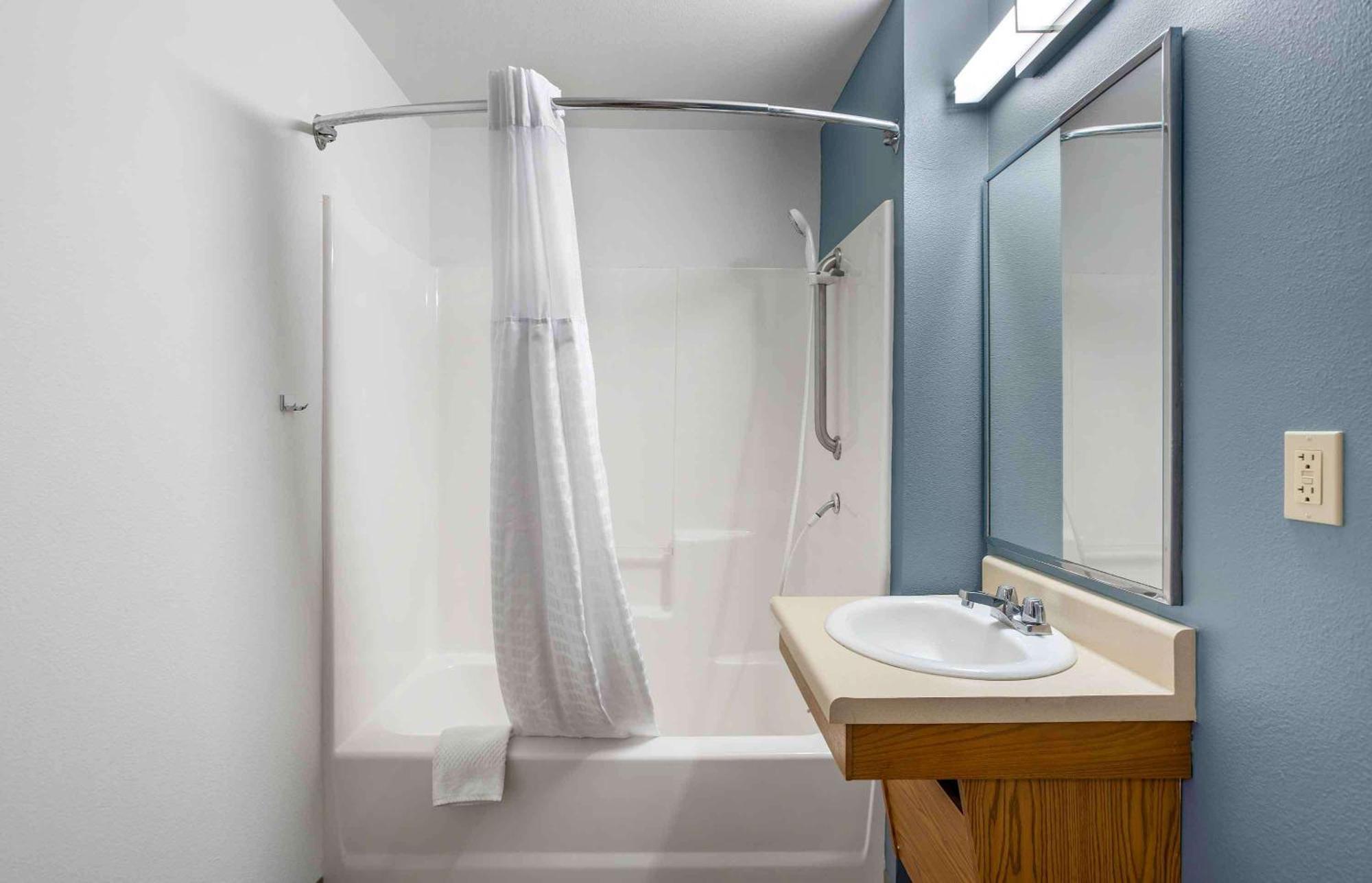 Extended America Select - Pensacola - Northeast Hotel 2*