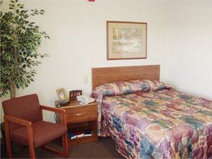 Extended America Select - Pensacola - Northeast