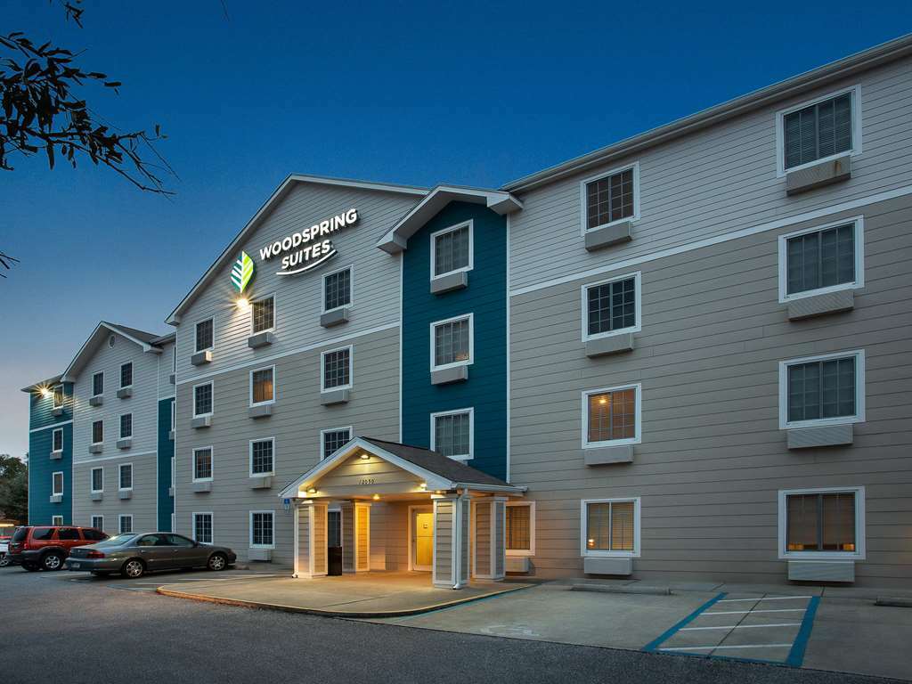 Extended America Select - Pensacola - Northeast 2*