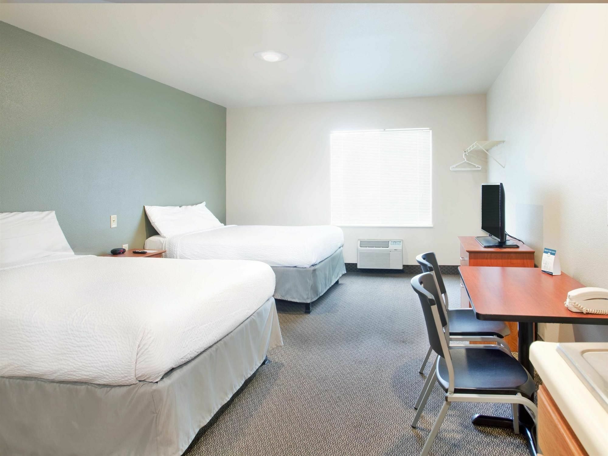 Extended America Select - Pensacola - Northeast Hotel Ferry Pass